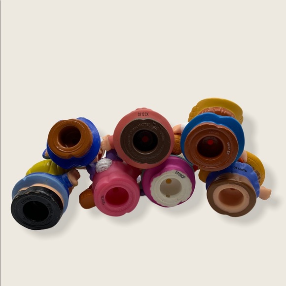 Set of 7 fisher price little people characters - Picture 3 of 11